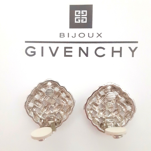 Vintage Runway Designer Vault BIJOUX GIVENCHY Basket Weave Signed Clip Earrings - Picture 4 of 5